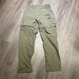 Vintage packable Columbia cargo pant/shorts lightweight